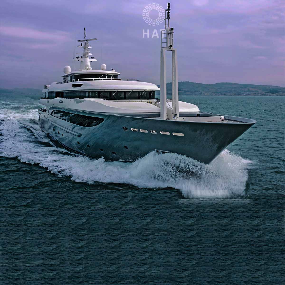 Luxury Transport - Yacht Givi CRN 120 - HAT Italian Design